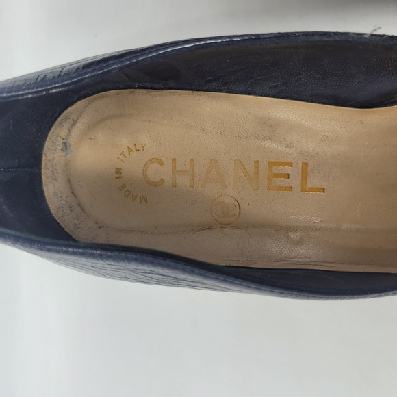 Chanel Heels EU36 US6 Black Tan Leather 2008 CC Logo Old Money Bow Pumps Luxury - Picture 13 of 13